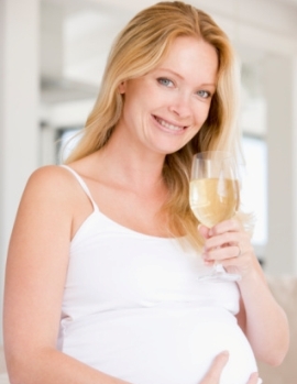 What are Some Side Effects of Drinking Alcohol While Pregnant