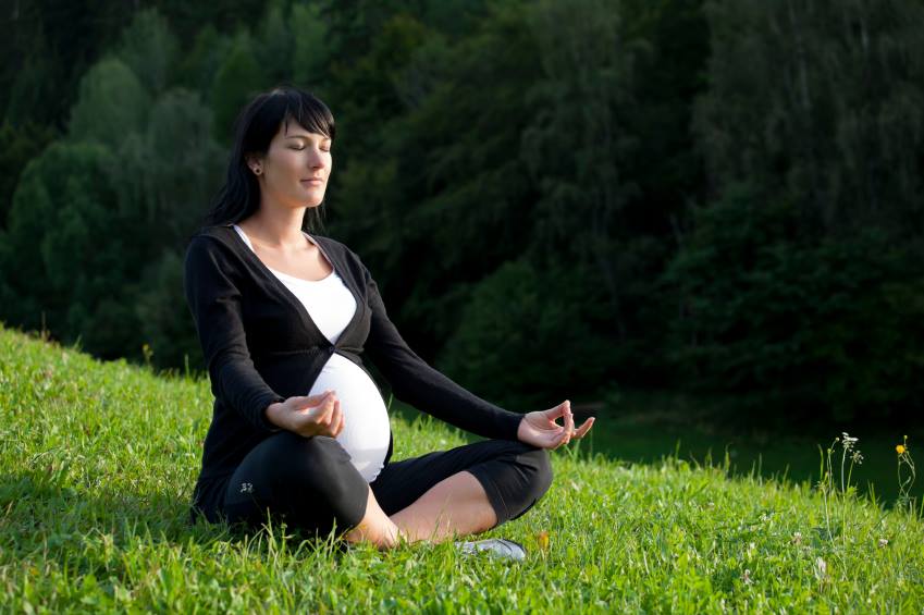 5 Reasons Why Meditation Helps Your Baby in the Womb